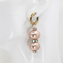 Load image into Gallery viewer, Honeycomb Earrings