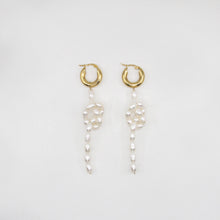 Load image into Gallery viewer, Arina Earrings